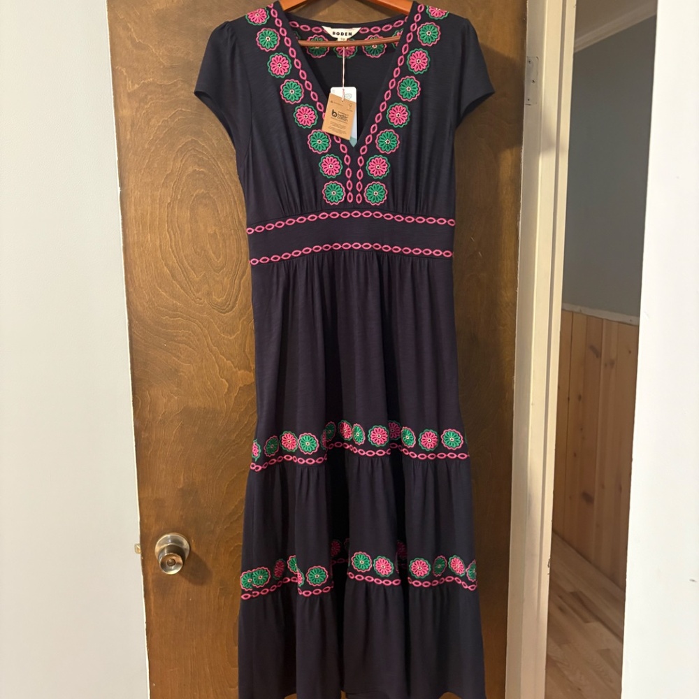 Boden Eloise Embroidered Midi Dress